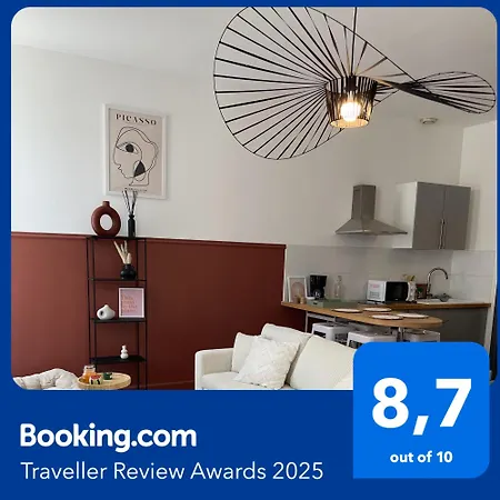 Le Magenta Centre De Laval Proche Gare 아파트