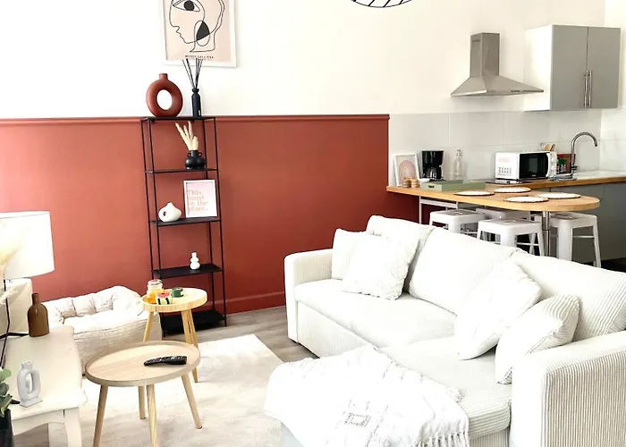 公寓 Le Magenta Centre De Laval Proche Gare