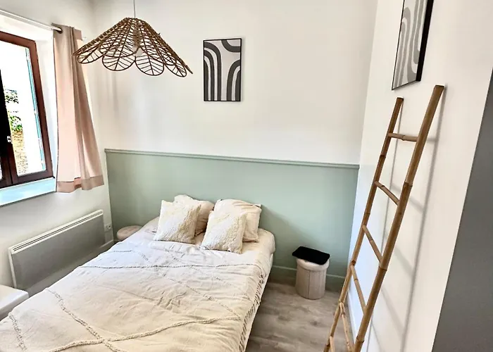 Le Magenta Centre De Laval Proche Gare 拉瓦勒